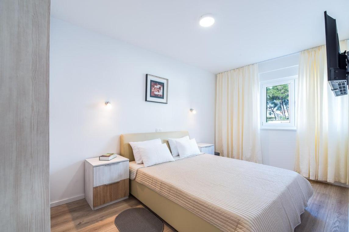 Apartmann Vir Exterior foto